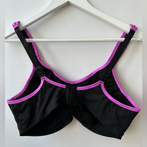 TRIUMPH - TRI-ACTION ENDURANCE HIGH IMPACT SPORTS BRA BLACK/PURPLE 18D (US 40D) - Picture 5 of 14